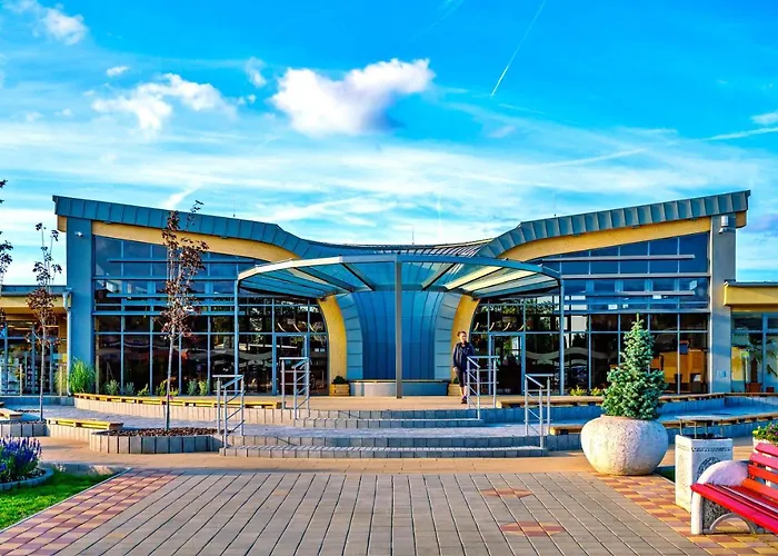 Quatro Ii 250m Od Kupaliska Gasthof 3*