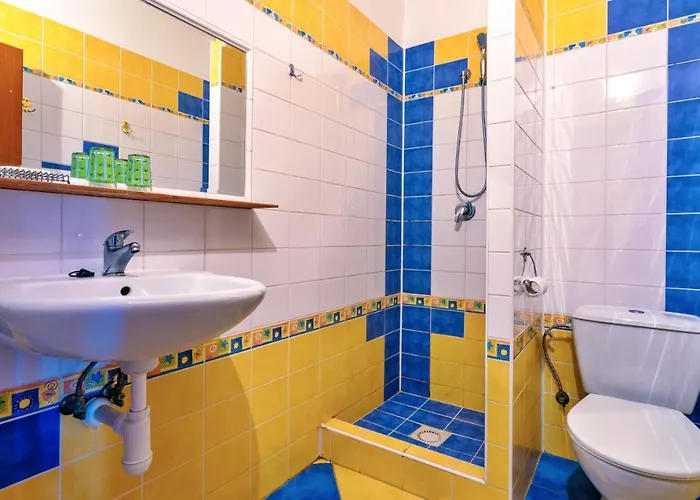 Pensión Quatro Ii 250m Od Kúpaliska