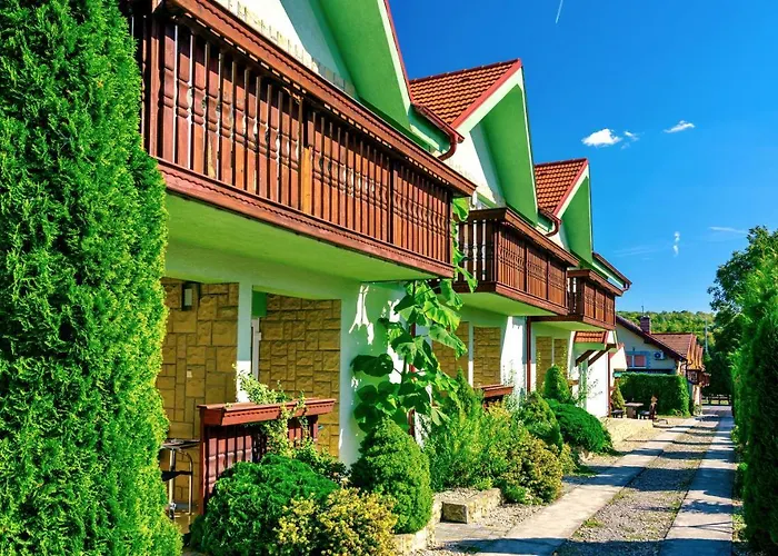 Quatro Ii 250m Od Kupaliska 3* Podhájska